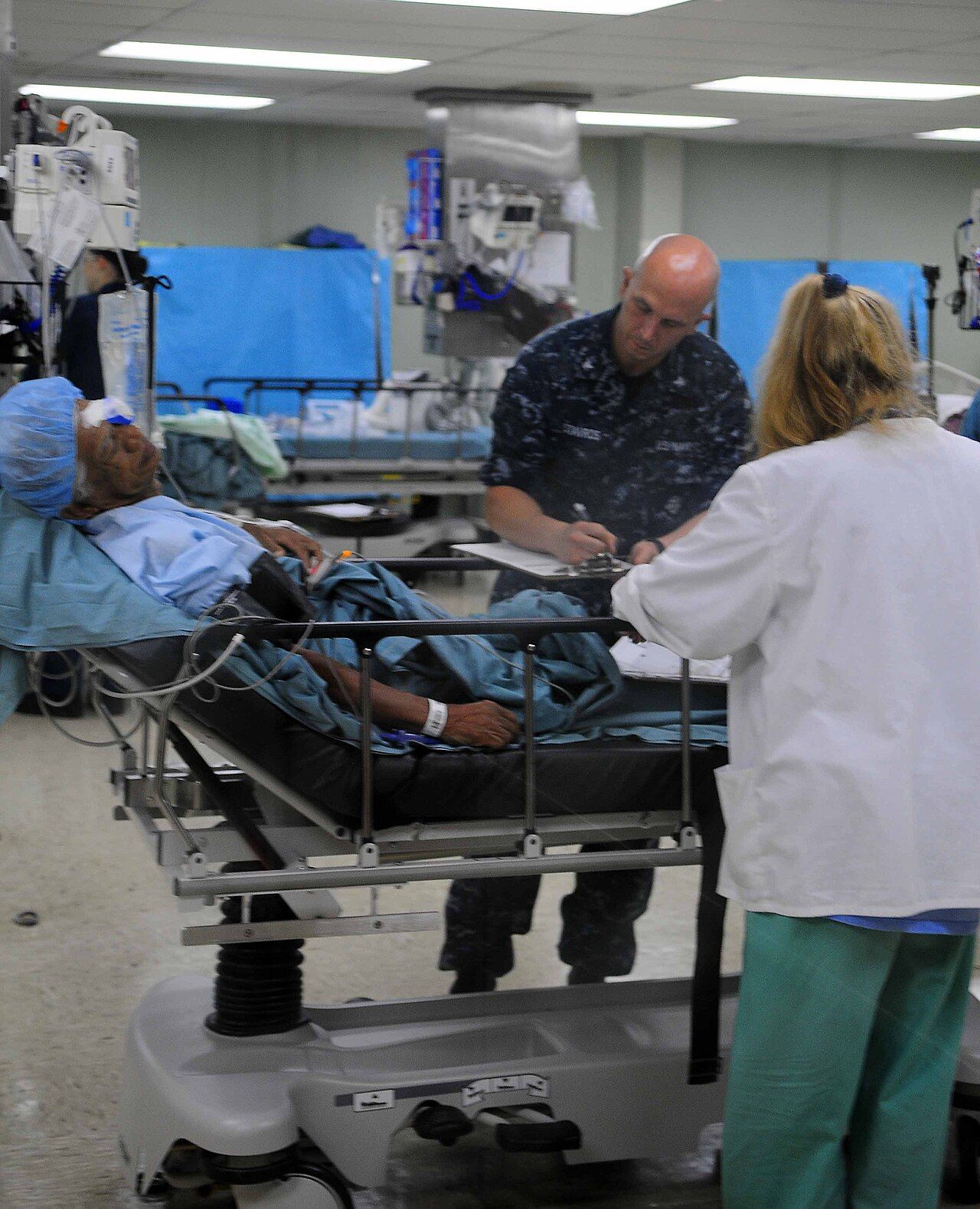 The postanaesthesia care unit is a one-to-one airway unit that happens to also manage pain and nausea, and the priorities there are ordered exactly as ABC predicts.